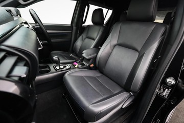 https://dvg-vehicle-assets.s3.amazonaws.com/U19888/dk4bipivqceh9v13i73db8bun.jpg