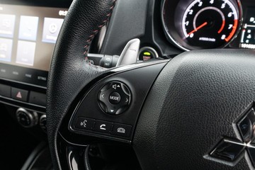 https://dvg-vehicle-assets.s3.amazonaws.com/U19895/8ggan878i22slf220o8iva9vc.jpg