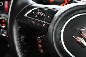 https://dvg-vehicle-assets.s3.amazonaws.com/U19899/32018umwxclh29szlrryioc0e.jpg