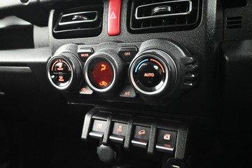 https://dvg-vehicle-assets.s3.amazonaws.com/U19899/689ci121ifxq1q1n5i21u9mim.jpg
