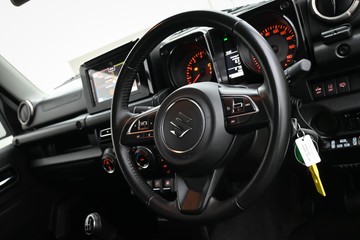 https://dvg-vehicle-assets.s3.amazonaws.com/U19899/92tayg5izjb519qphea3j7q0n.jpg