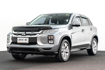 https://dvg-vehicle-assets.s3.amazonaws.com/U19900/82y4yvwvma5nf9eduqmah7b62.jpg