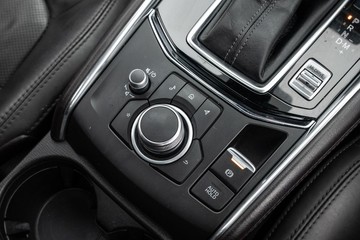https://dvg-vehicle-assets.s3.amazonaws.com/U19907/z7u1pq6ia9nphlpl0sktwi05.jpg