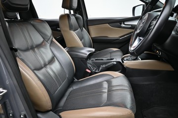https://dvg-vehicle-assets.s3.amazonaws.com/U19908/3hbttn9pdmjns63zihgypg19b.jpg