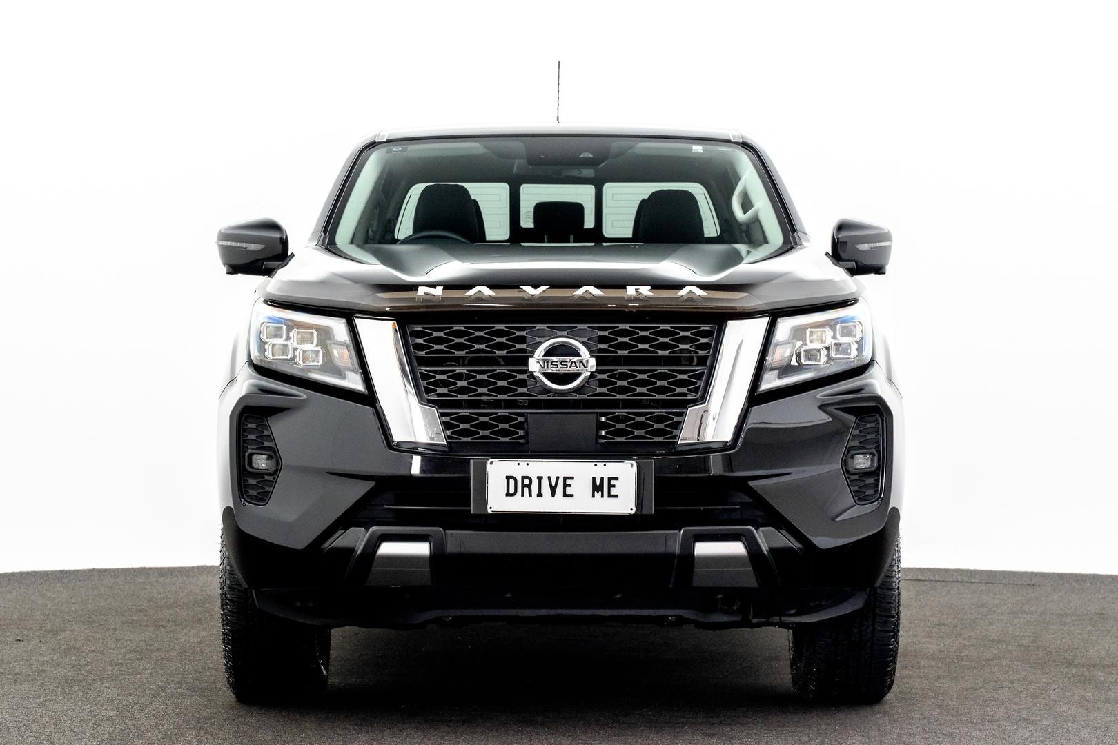Nissan Navara image 2