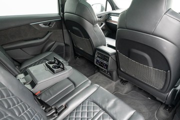 https://dvg-vehicle-assets.s3.amazonaws.com/U19910/68hs28qrknqxhhvq8uvidkojs.jpg