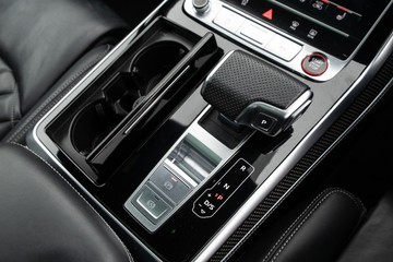 https://dvg-vehicle-assets.s3.amazonaws.com/U19910/7czgu85dzlpzhcs1whnqie675.jpg