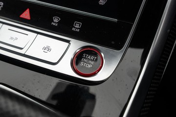 https://dvg-vehicle-assets.s3.amazonaws.com/U19910/awvjmxgut4zp9k5gvwsrvlq2f.jpg