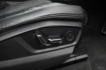 https://dvg-vehicle-assets.s3.amazonaws.com/U19910/zzgxwb0zkf1hesea7rx3j3x4.jpg