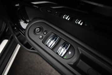 https://dvg-vehicle-assets.s3.amazonaws.com/U19926/a9ft9c3sgxjjewgnlmh3g4l0j.jpg