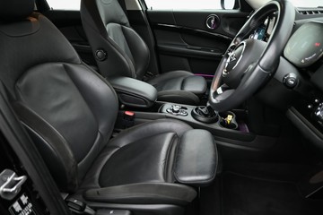 https://dvg-vehicle-assets.s3.amazonaws.com/U19926/d10dugn96b2ktc46qjasjd59q.jpg