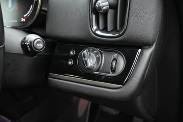 https://dvg-vehicle-assets.s3.amazonaws.com/U19926/eta353f6ibqdyoclskc3mc0gg.jpg