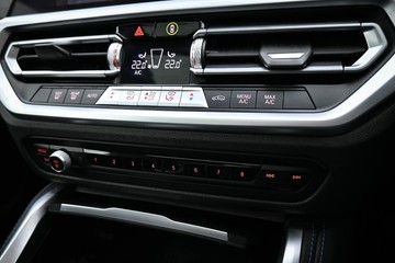 https://dvg-vehicle-assets.s3.amazonaws.com/U19928/43spw2821k3uxpgdg6r6cadc7.jpg
