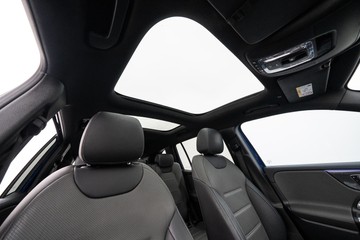 https://dvg-vehicle-assets.s3.amazonaws.com/U19936/9g9cfeif1qivxgx0qsrkm5oi3.jpg