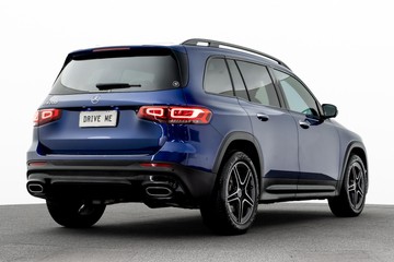 https://dvg-vehicle-assets.s3.amazonaws.com/U19936/xly6avb0ytnmbp8e3q83jddk.jpg