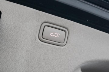 https://dvg-vehicle-assets.s3.amazonaws.com/U19939/a5wnli4fhorbxjevv6d54pa4k.jpg