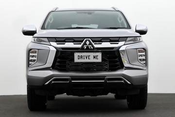 https://dvg-vehicle-assets.s3.amazonaws.com/U19941/212t1fqf5ij1eusaythfci28o.jpg