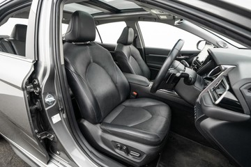 https://dvg-vehicle-assets.s3.amazonaws.com/U19944/38bq0ovrcwo36s1hmrq3btpqi.jpg