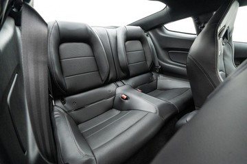 https://dvg-vehicle-assets.s3.amazonaws.com/U19945/5s8g5w79wqs9knku0zzjf8ymk.jpg