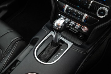 https://dvg-vehicle-assets.s3.amazonaws.com/U19945/a8ijgat792der0esm929zvvwz.jpg