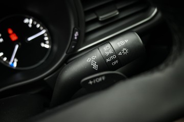 https://dvg-vehicle-assets.s3.amazonaws.com/U19951/8r8sdfzbairk2tb9uo0i3idix.jpg
