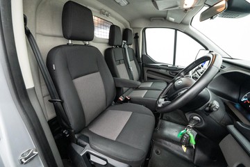 https://dvg-vehicle-assets.s3.amazonaws.com/U19961/34iphn1a0dalq9dd4jsmlv8d8.jpg