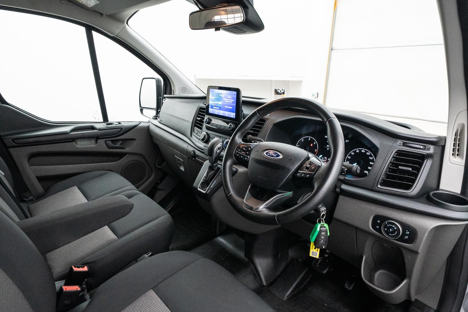Ford Transit Custom image 4