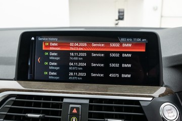 https://dvg-vehicle-assets.s3.amazonaws.com/U19963/7cwocb7e33fsrbznsljlrhg4r.jpg