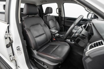 https://dvg-vehicle-assets.s3.amazonaws.com/U19964/axqfylpnlhm8nyizhy16fkyx1.jpg