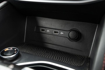 https://dvg-vehicle-assets.s3.amazonaws.com/U19964/bqo4jia10212h7rkrtxobjjb4.jpg