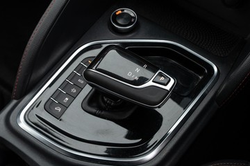 https://dvg-vehicle-assets.s3.amazonaws.com/U19964/e55r4btp3w0jy4s4bmfby939r.jpg