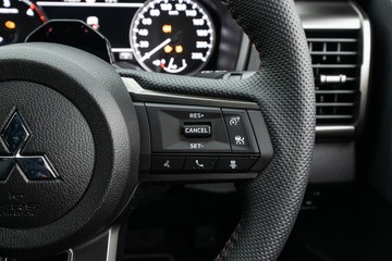 https://dvg-vehicle-assets.s3.amazonaws.com/U19969/8yacyjyntunf5tfkfb7p3nhll.jpg