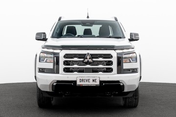 https://dvg-vehicle-assets.s3.amazonaws.com/U19969/c5bxqt6chwl9n3bvy4asmz5cl.jpg