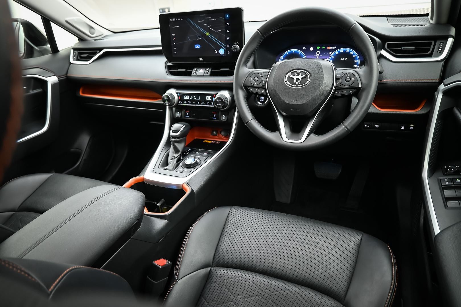 Toyota Rav4 image 4
