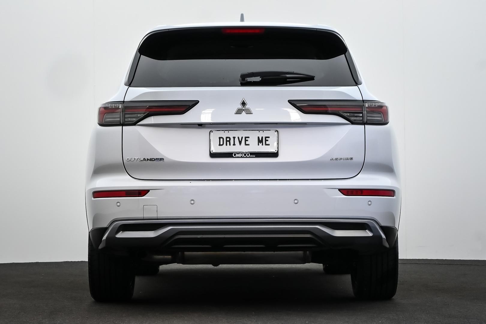 Mitsubishi Outlander image 3