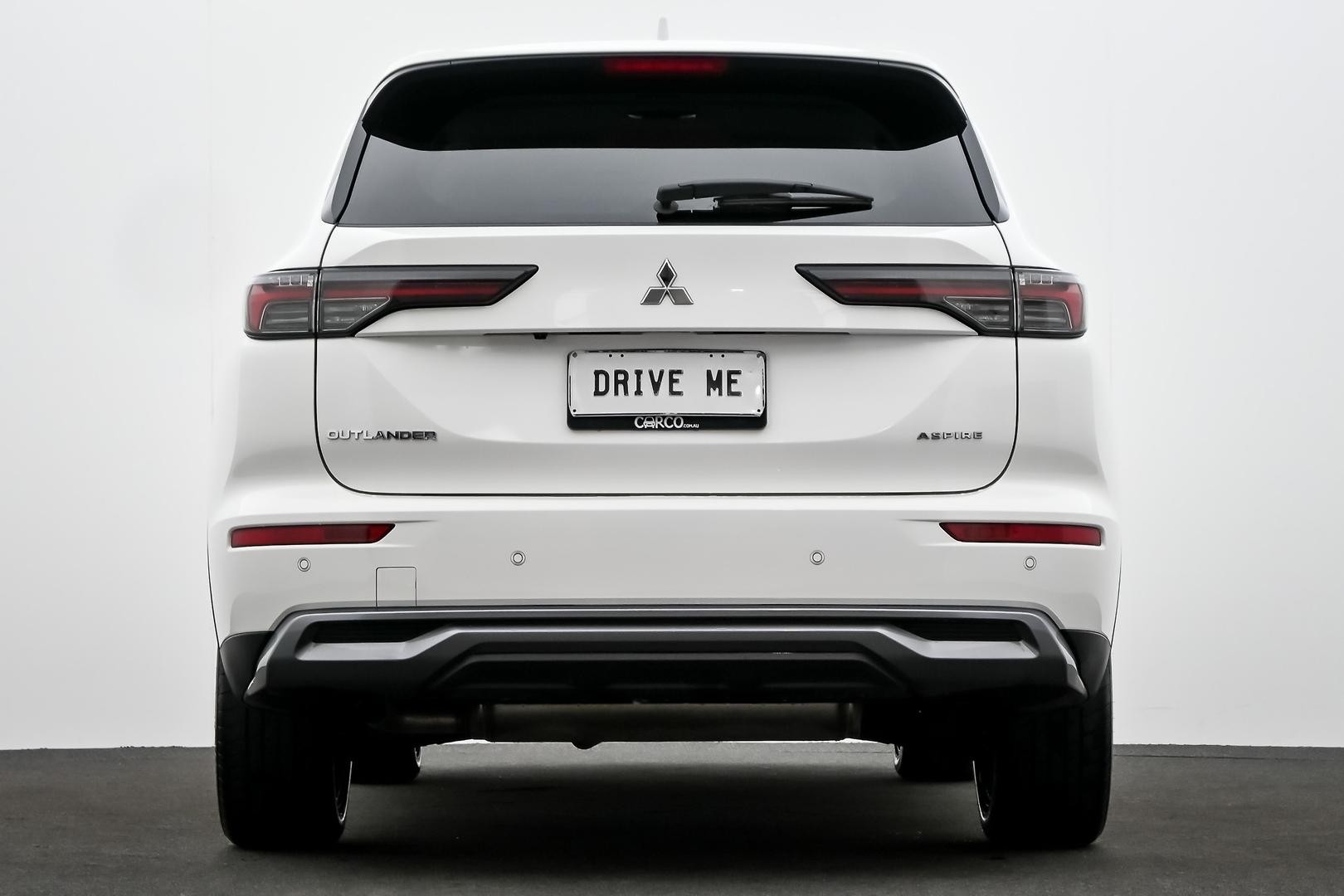 Mitsubishi Outlander image 3