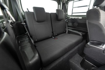 https://dvg-vehicle-assets.s3.amazonaws.com/U19979/e9vi6tavuklwil44skpknh53u.jpg