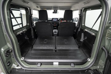 https://dvg-vehicle-assets.s3.amazonaws.com/U19979/rkujutm7yjdewp1w8b10vex6.jpg