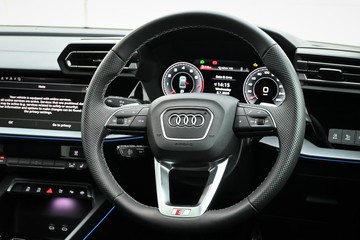 https://dvg-vehicle-assets.s3.amazonaws.com/U19984/46okpe2n57ngyzd2g26cinbf.jpg