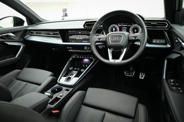 https://dvg-vehicle-assets.s3.amazonaws.com/U19984/c7u7ebjoyzv9zxtn59hynawji.jpg