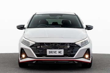 https://dvg-vehicle-assets.s3.amazonaws.com/U19985/6pad4alxj137e8v2k7jgsmvvg.jpg