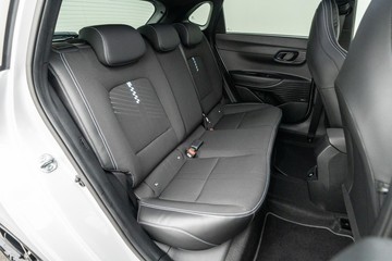 https://dvg-vehicle-assets.s3.amazonaws.com/U19985/b3gkkt0rr8gvy4nedldb1rnn7.jpg