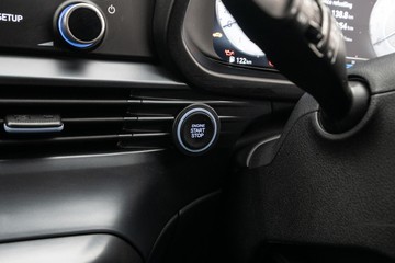https://dvg-vehicle-assets.s3.amazonaws.com/U19985/v2ukkkdfnncxuq49s4gs08h4.jpg