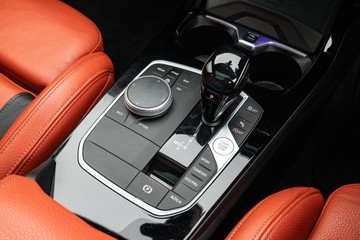 https://dvg-vehicle-assets.s3.amazonaws.com/U19995/4bo5jsqaqvse3pelgynao1i3.jpg