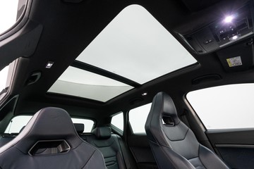 https://dvg-vehicle-assets.s3.amazonaws.com/U19997/95tsewviaxcytv7ttbrp68aps.jpg