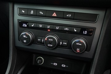 https://dvg-vehicle-assets.s3.amazonaws.com/U19997/9vveixz7o8kt0mpanns4jig08.jpg