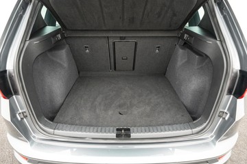 https://dvg-vehicle-assets.s3.amazonaws.com/U19997/bsjhac1dx9nop3klzx5vkn0p2.jpg