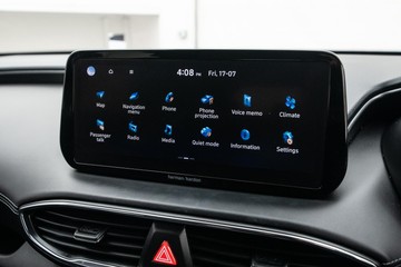 https://dvg-vehicle-assets.s3.amazonaws.com/U19998/8ofc6bf9oj4ah27luvvmhe3pu.jpg