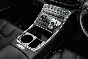 https://dvg-vehicle-assets.s3.amazonaws.com/U19998/etpl9yt68ze31i4duxv8duenk.jpg