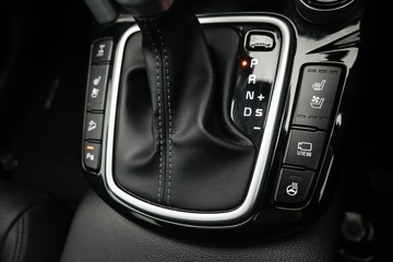 https://dvg-vehicle-assets.s3.amazonaws.com/U20001/13lxuzwtfr33pgdh9wn00hl31.jpg